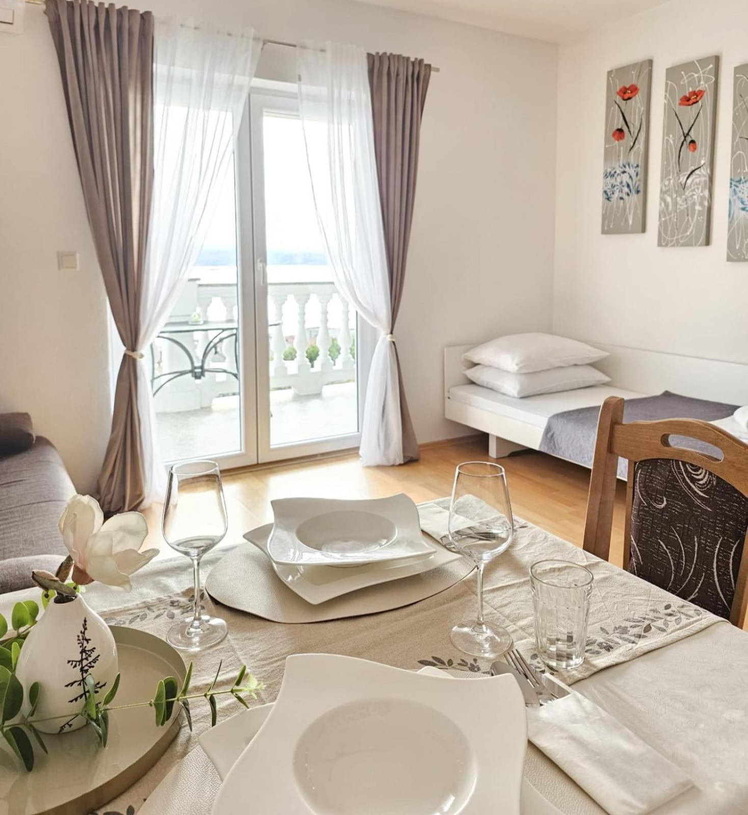 Apartments Karalic Ll Цриквеница Экстерьер фото