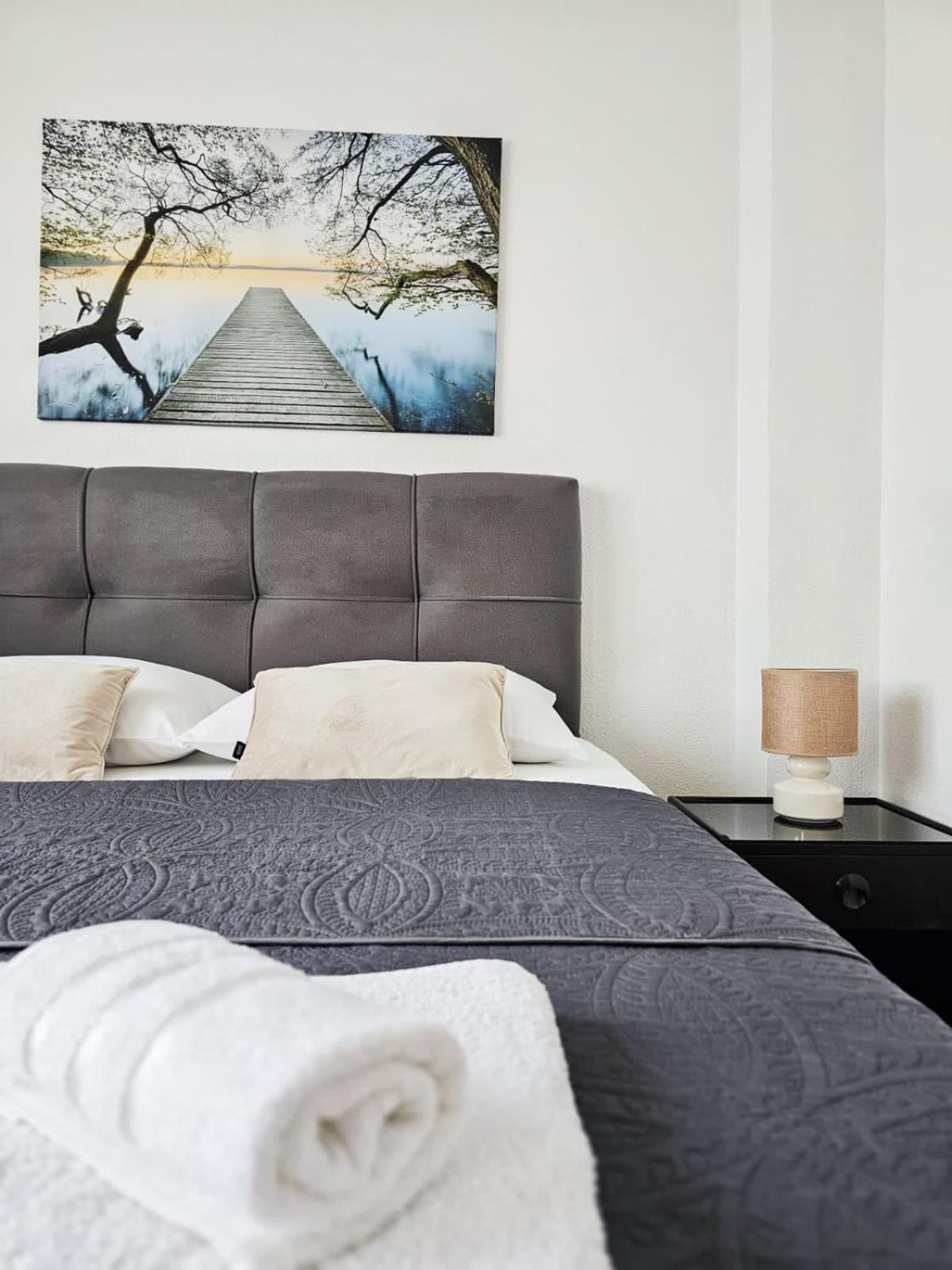 Apartments Karalic Ll Цриквеница Экстерьер фото